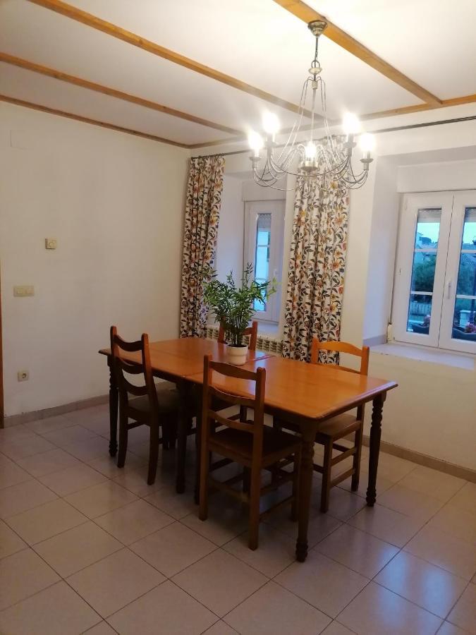 Albergue Cervera De Pisuerga Bagian luar foto